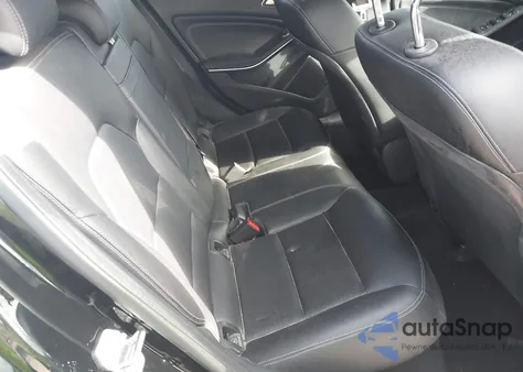 2019 Mercedes-Benz Gla 250 from USA, damaged, VIN WDCTG4EBXKU014763